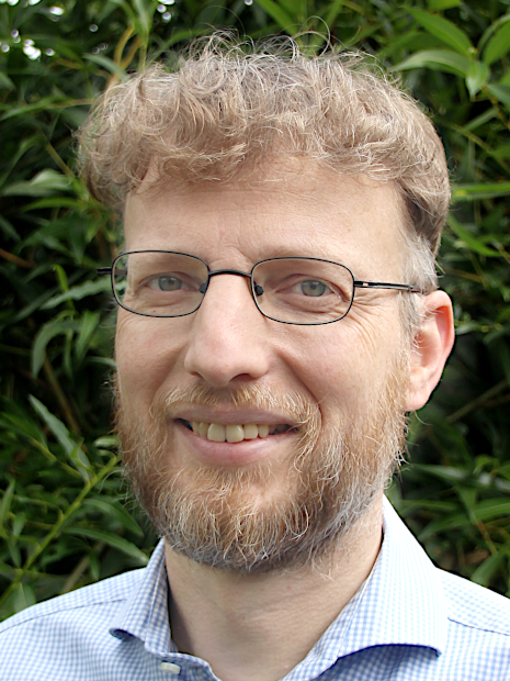 Associate Professor Jörg Haustein 