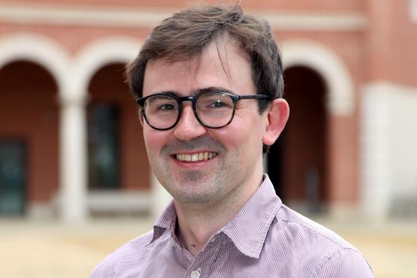 Dr Tom Smith